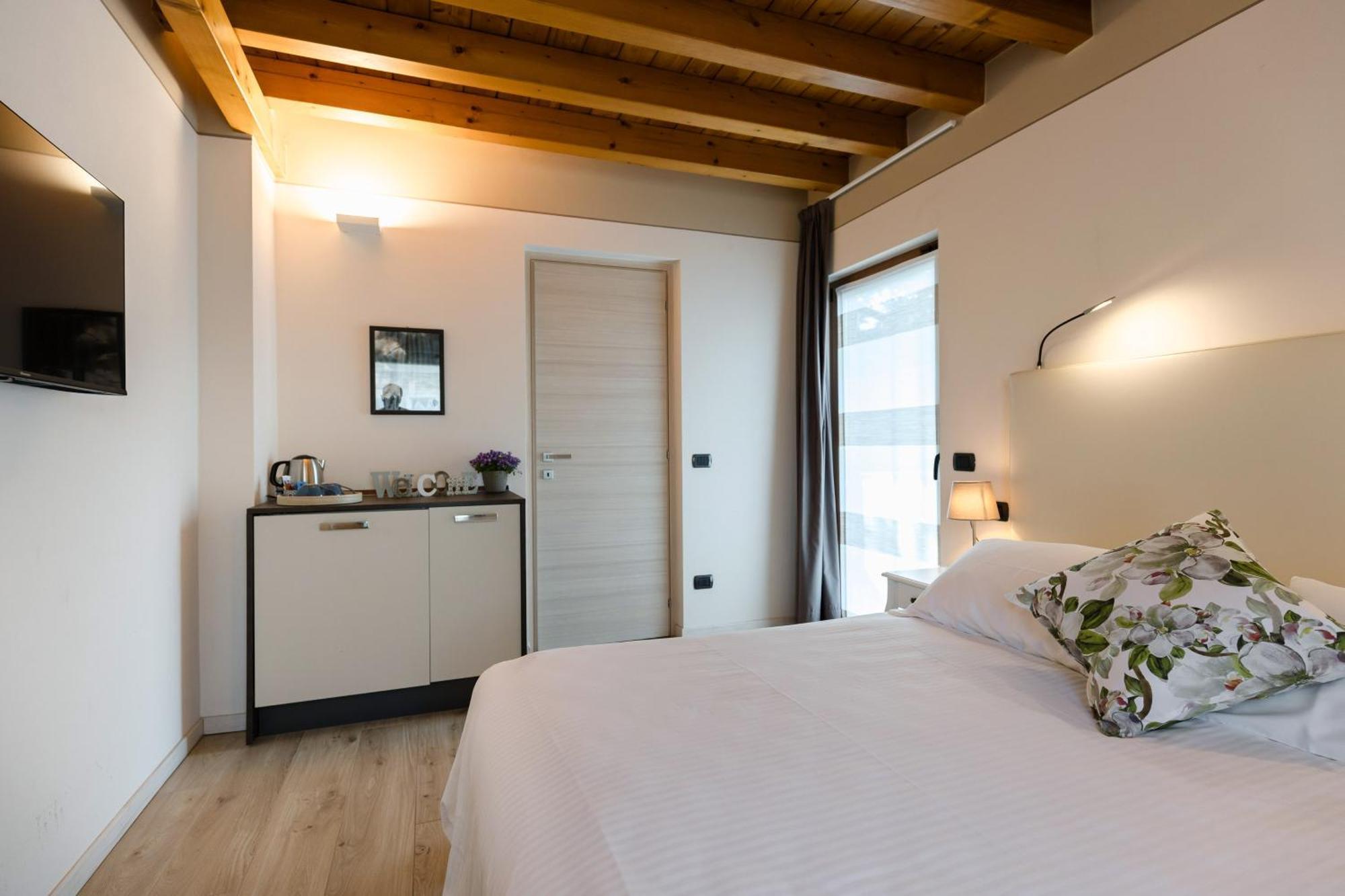 Bed and Breakfast Charming Sirmione Exterior foto